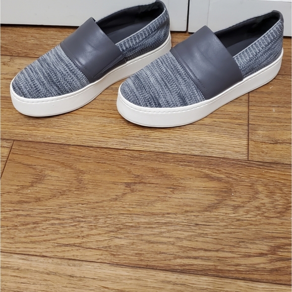 Vince Ward Knit Slip-On Leather Band Platform Sneakers. Size 8 - Picture 3 of 10